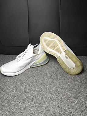 Nike Air Max 270 Triple White Mesh Sneakers 943345-103 5Y  Kids